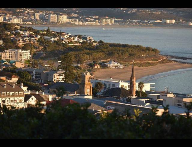 LAND FOR SALE IN MOSSEL BAY EXT 26